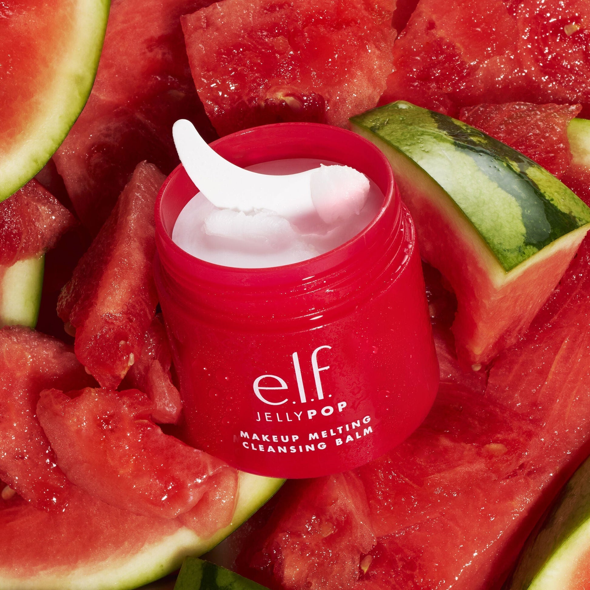 jelly-pop-makeup-melting-cleansing-balm-l1 021825_elf_JP_CleansingBalm_Texture_WATER-OPEN_PLATE_186_IGF.jpg