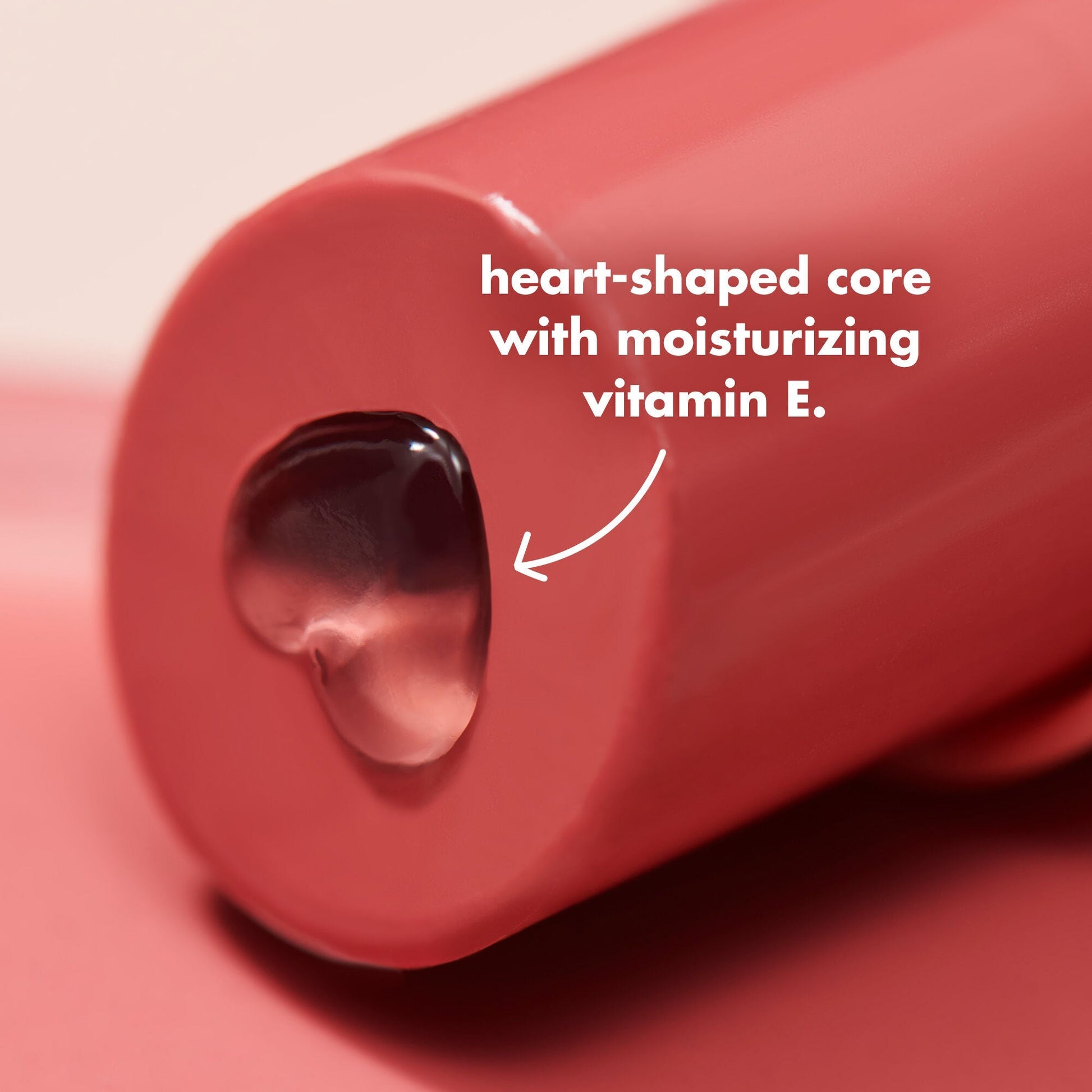 hydrating-core-lip-shine-b7 0326_EDU_HydratingCoreLipShine_PRODUCTINFO_b4236e19-37d0-403e-bb87-078193a88006.jpg