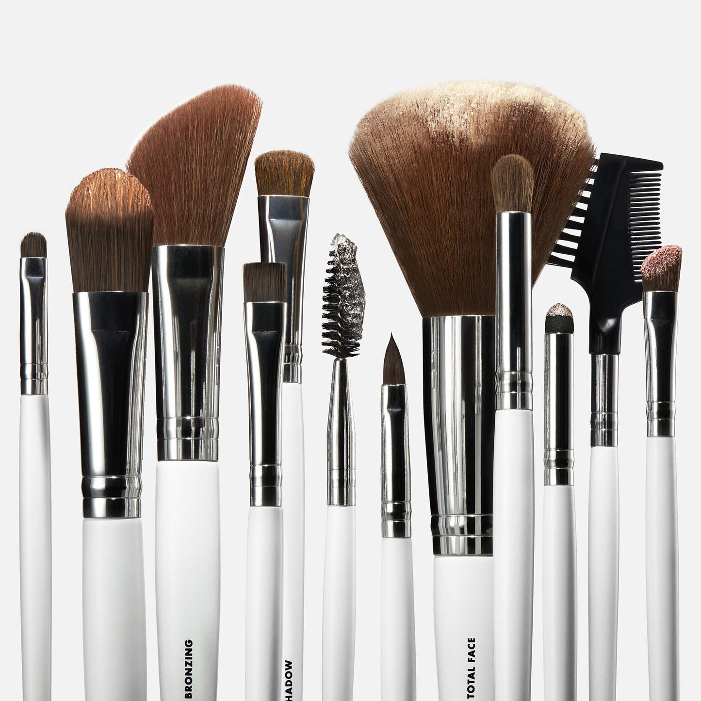 professional-set-of-12-makeup-brushes-h3 040523_SL_12PieceBrushKit_0001_FocusStack01_FINAL_RGB_IGF.jpg