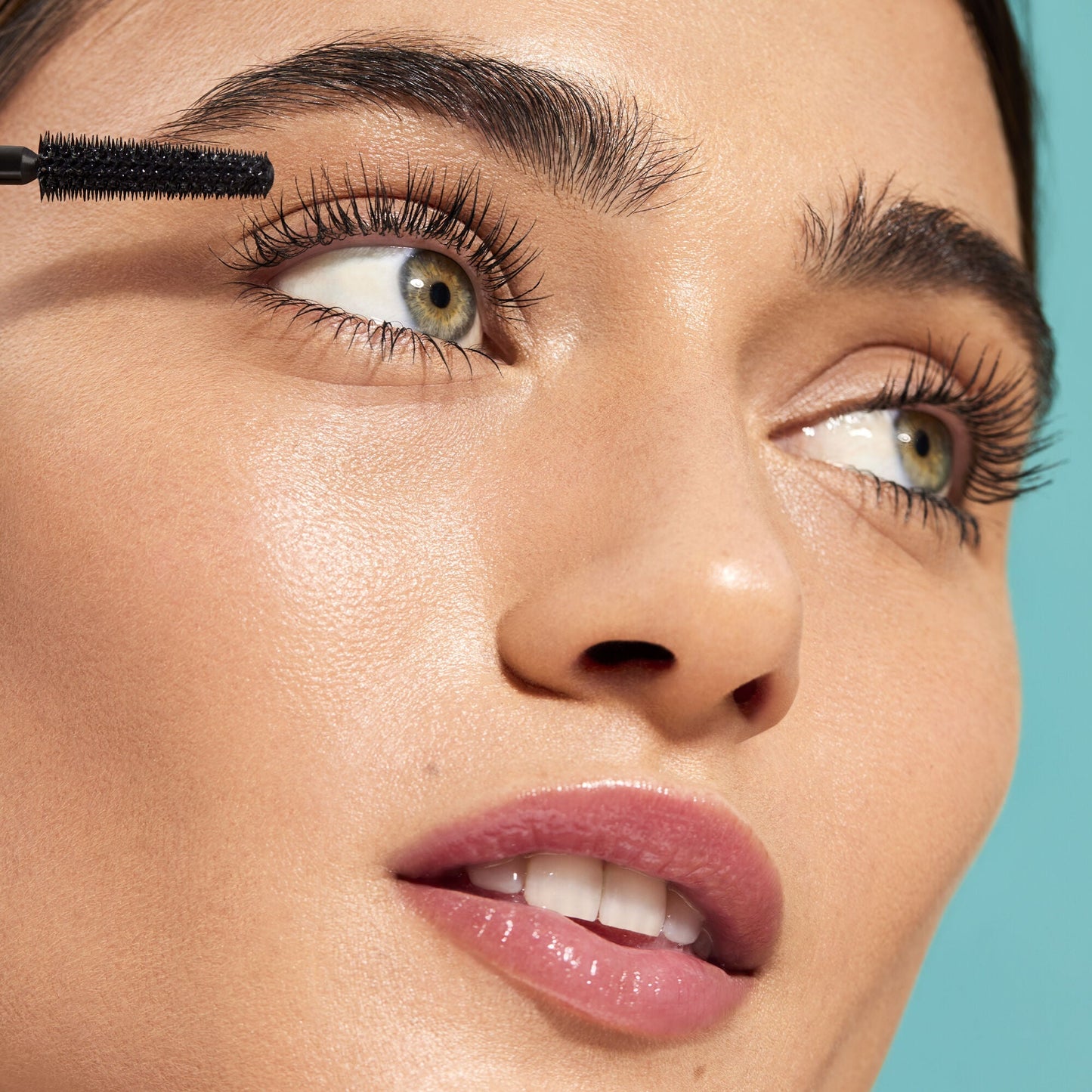lash-xtndr-mascara-p3 060623_Lexi_LashXtndr_Look1_093_v4_RGB_IGF.jpg