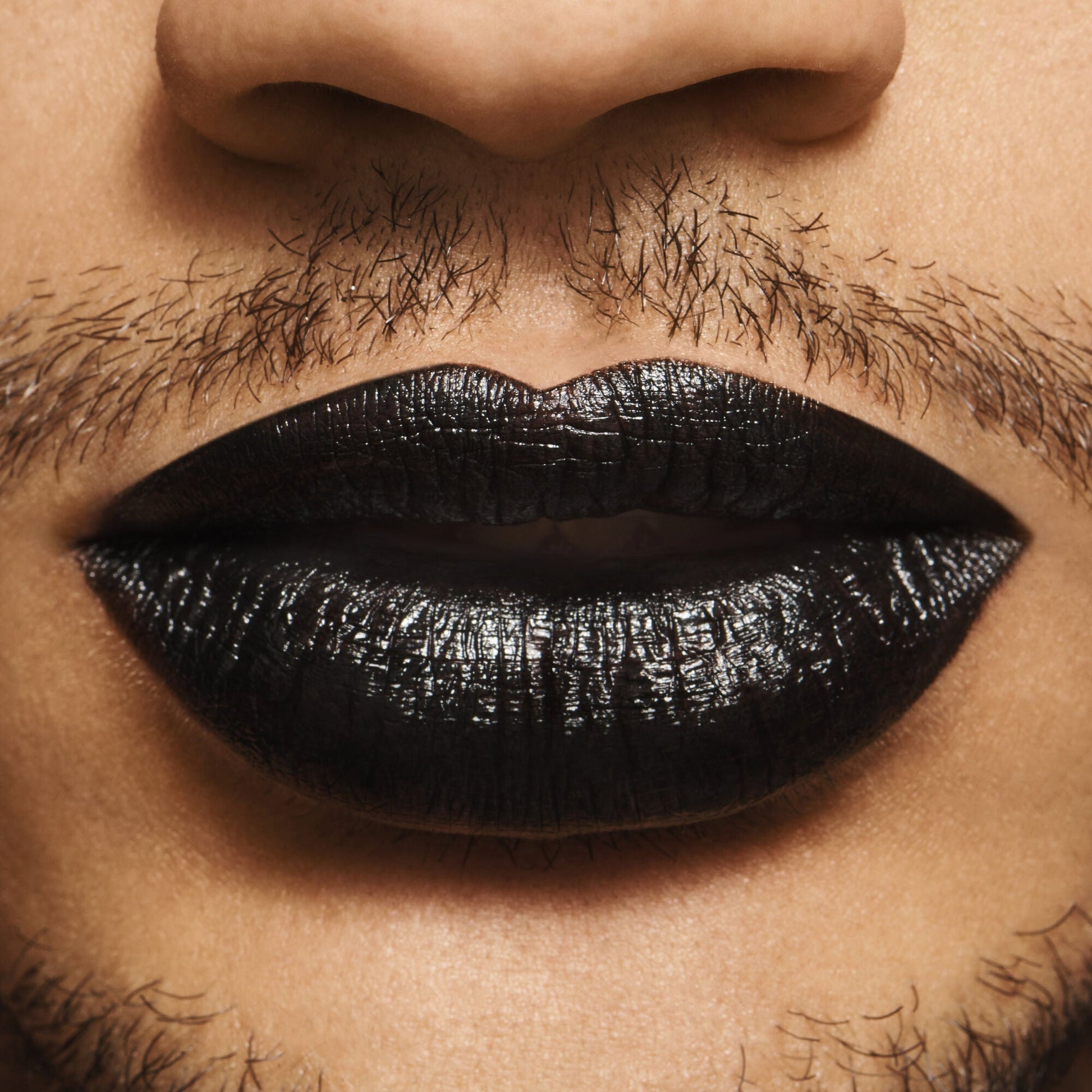 o-face-satin-lipstick-n4 071122_OF_Bryson_V4_0032_FINAL_RGB_IGF.jpg