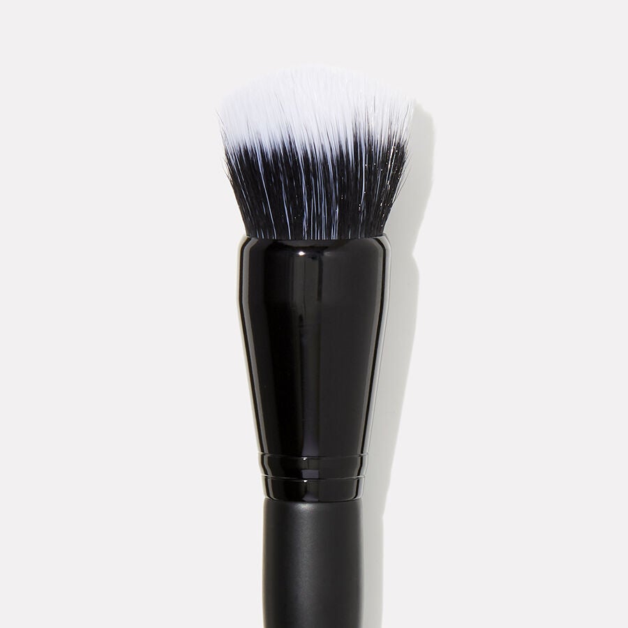 domed-stipple-brush-f0 84050_SelfieReadyStippleBrush_2.jpg